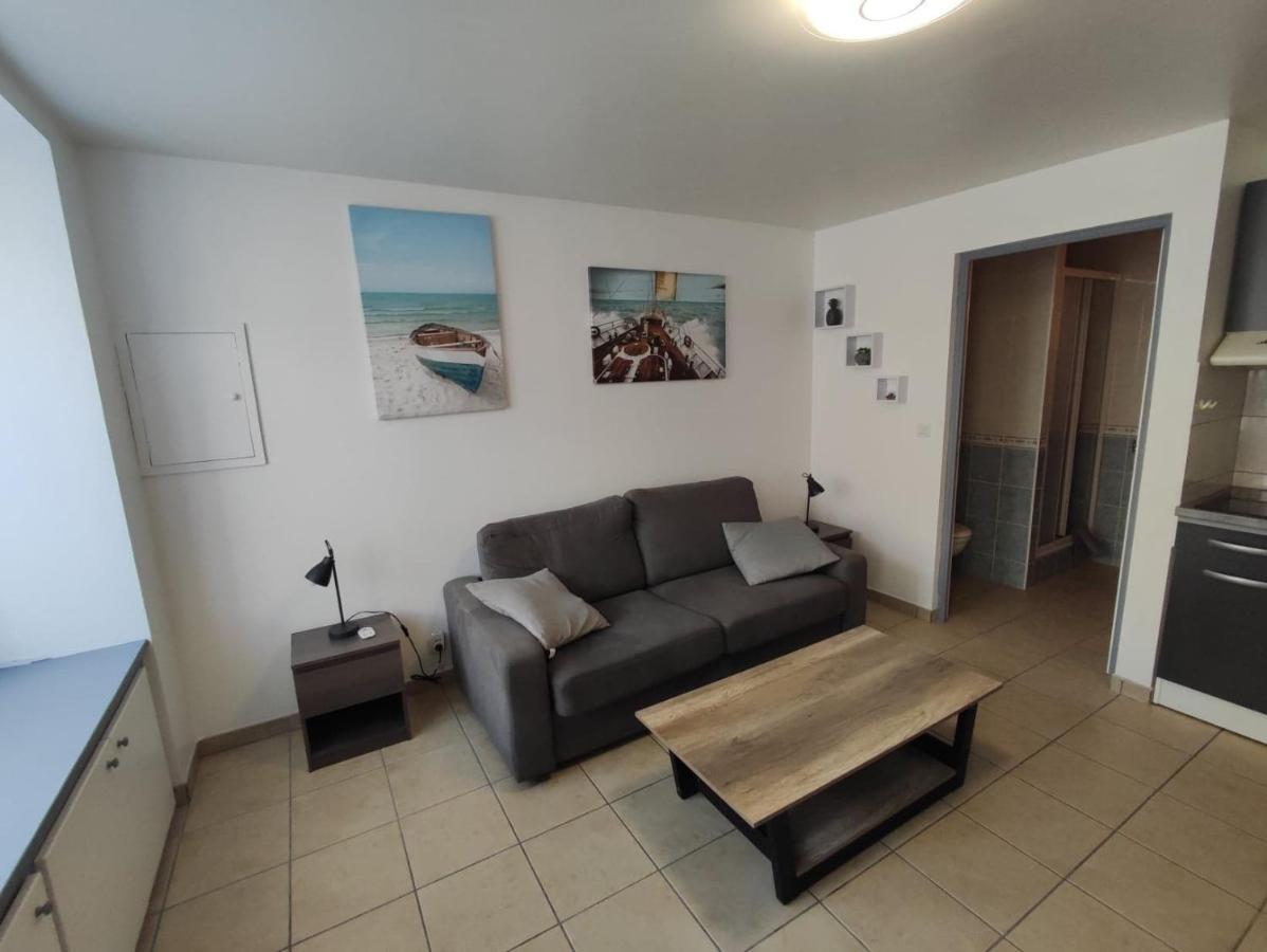 Studio 2 Personnes En Centre Ville Saint-Pierre-de-Plesguen 外观 照片